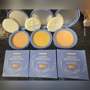Lasting Waterproof Face Powder!